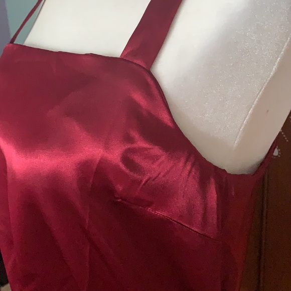 Handmade (by my mum!) burgundy satin camisole. - Picture 2 of 6